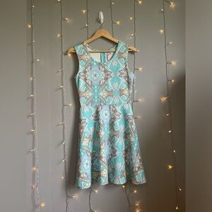 Women’s Small Dress